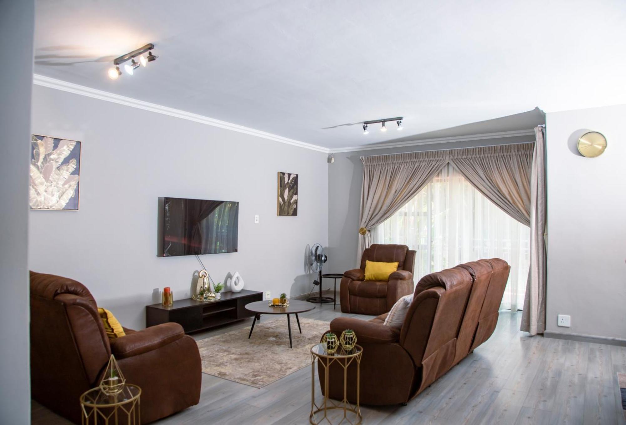 The Hide Out - Home Away From Home Johannesburg Buitenkant foto